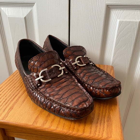 Donald J. Pliner Other - Donald J Pliner Cognac Croc Embossed Horse Bit Driving Loafers SZ 9 1/2M